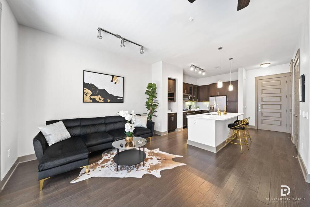 Downtown Houston Deluxe King Suite With Spa Amenities, Pool And Free Parking Eksteriør billede