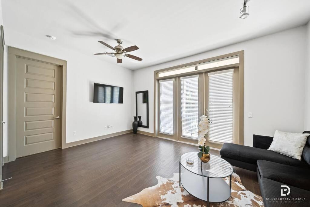 Downtown Houston Deluxe King Suite With Spa Amenities, Pool And Free Parking Eksteriør billede